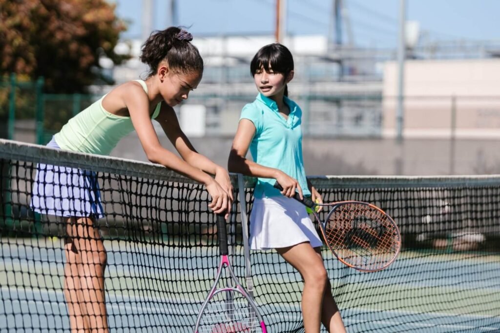 How Private Tennis Lessons Improve Your Game