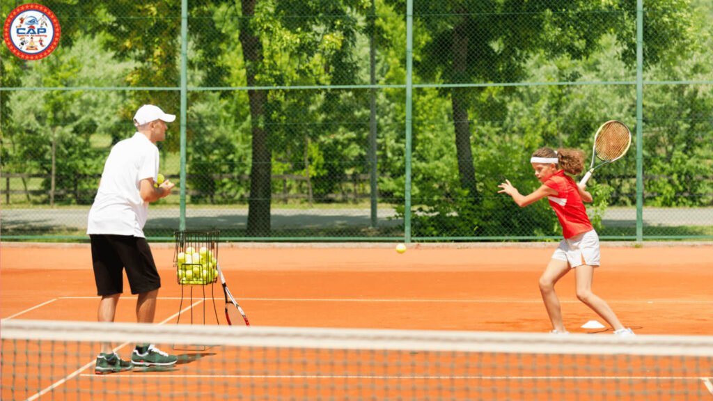 Ideal private lessons a junior tennis player must take in a week