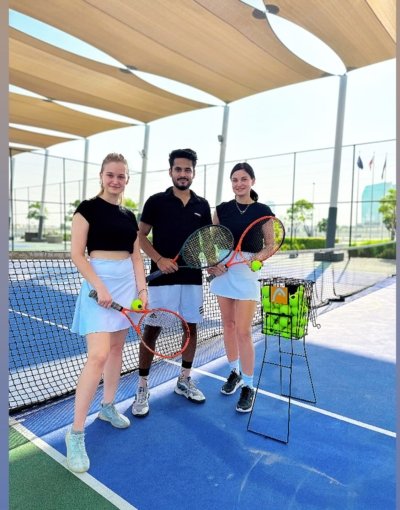 Ladies Morning Tennis Classes Dubai